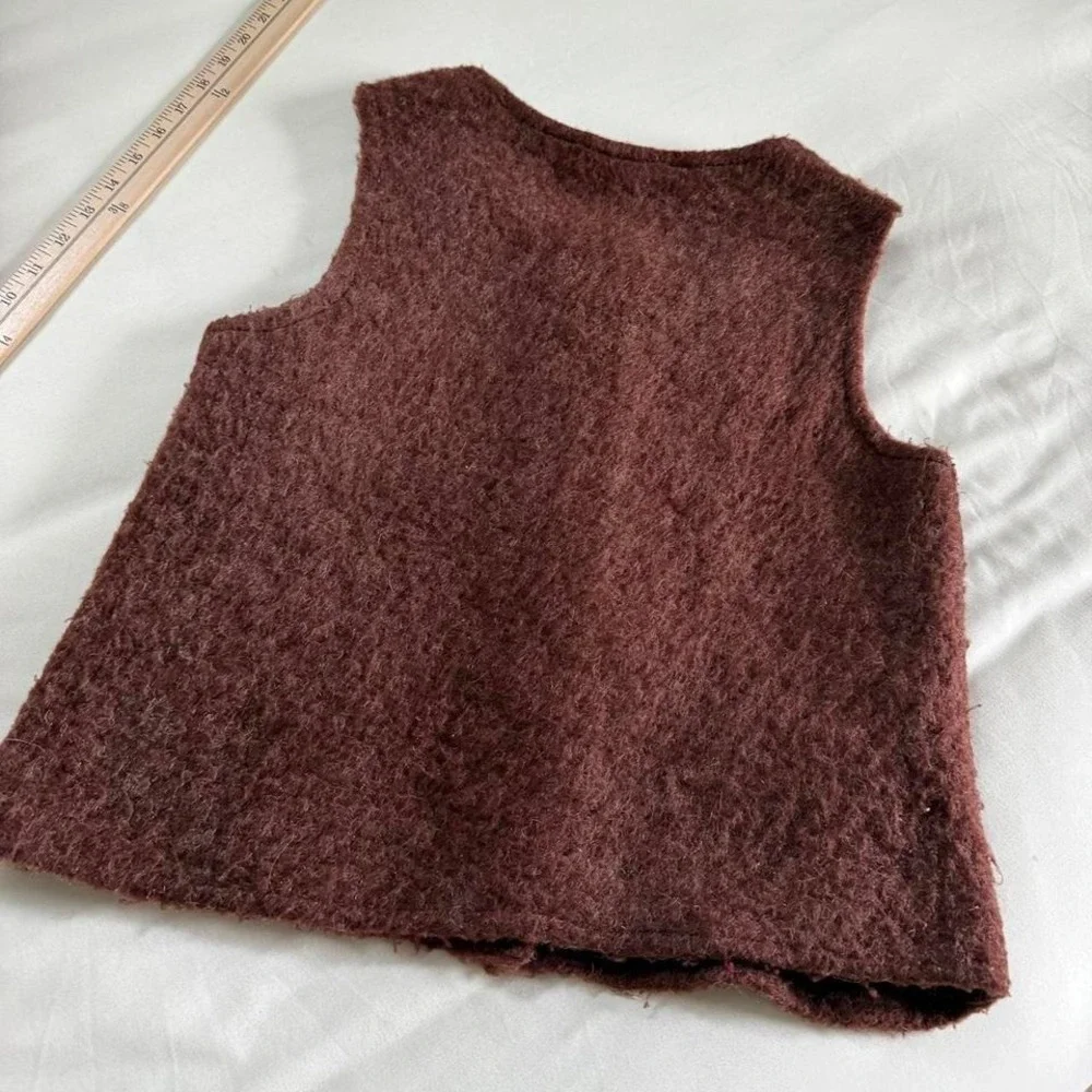 Brown sweater vest   90s departures‎ fuzzy vest size medium